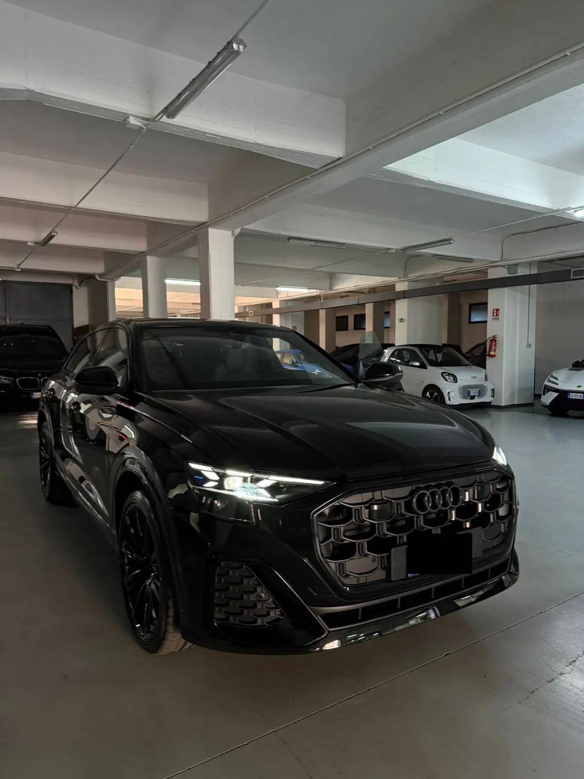 Audi Q8 2025, front view — Cannes Lux Car Rental, Cannes. Audi Q8 in Cannes Audi Q8 rental in Cannes provides a 2025 SUV delivering 340 horsepower.…