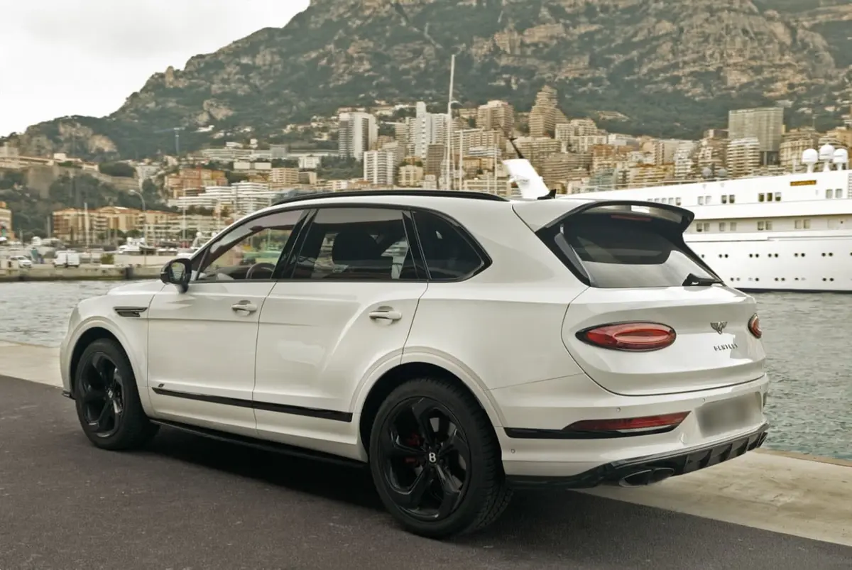 Bentley Bentayga V8-S 2024, exterior — Cannes Lux Car Rental, Cannes. Bentley Bentayga V8-S in Cannes Bentley Bentayga V8-S hire in Cannes provides a 2024…