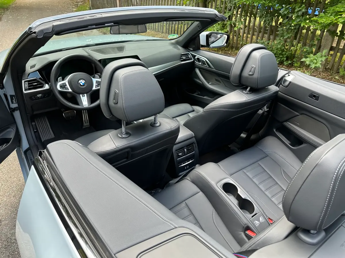 BMW 430i Cabrio 2023, dashboard — Cannes Lux Car Rental, Cannes. BMW 430i Cabrio in Cannes BMW 430i Cabrio rental in Cannes offers an open-top 2023…