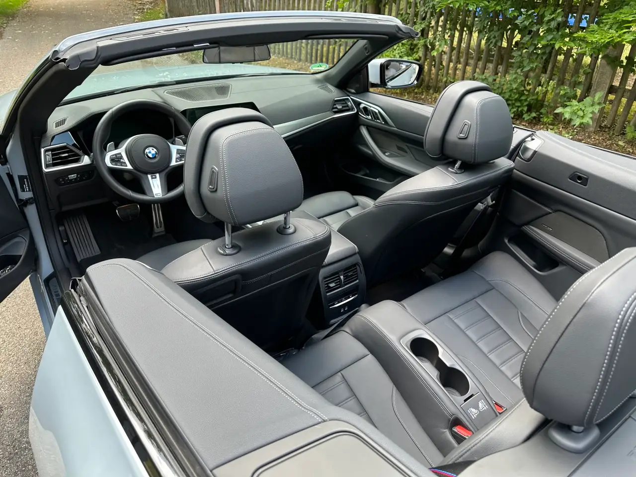 BMW 430i Cabrio 2023, dashboard — Cannes Lux Car Rental, Cannes. BMW 430i Cabrio in Cannes BMW 430i Cabrio rental in Cannes offers an open-top 2023…