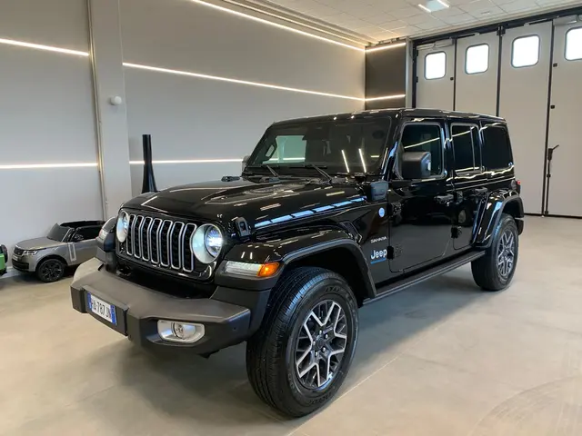 Jeep Wrangler 2025 — Cannes Lux Car Rental, Cannes