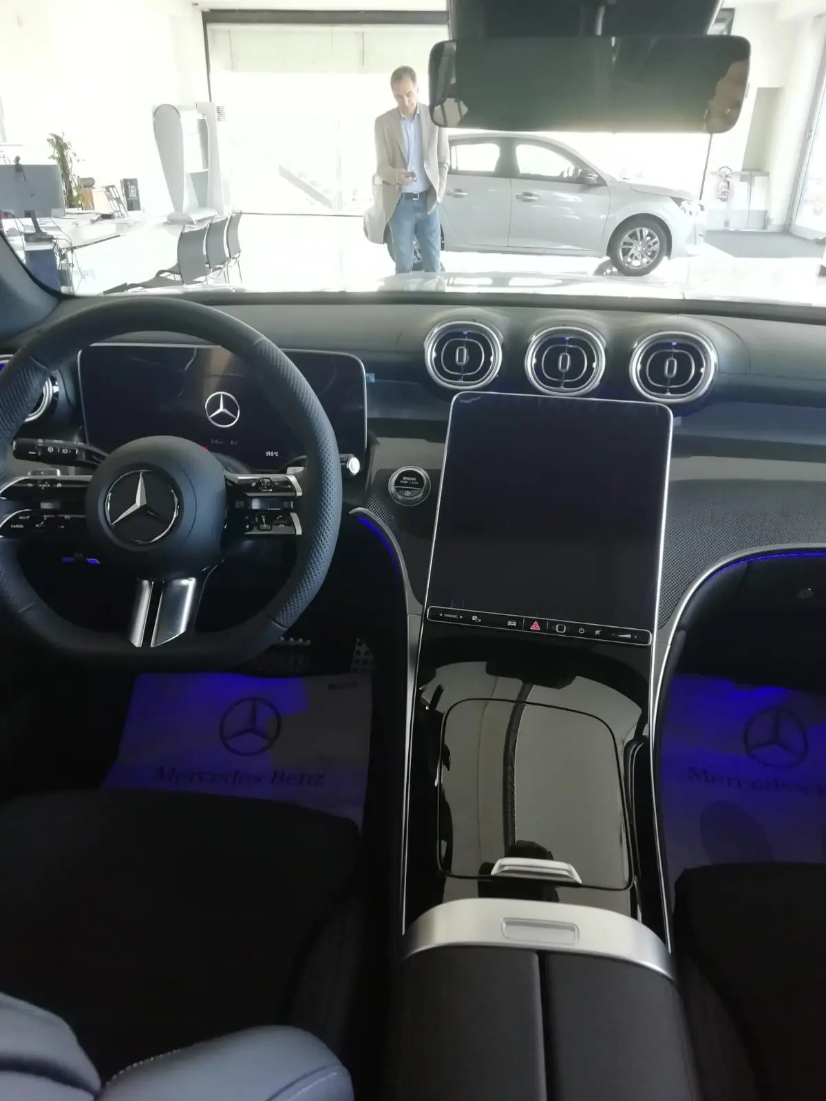 Mercedes Benz GLC 2025, exterior — Cannes Lux Car Rental, Cannes. Mercedes Benz GLC in Cannes Mercedes Benz GLC rental in Cannes provides access to a 2025…