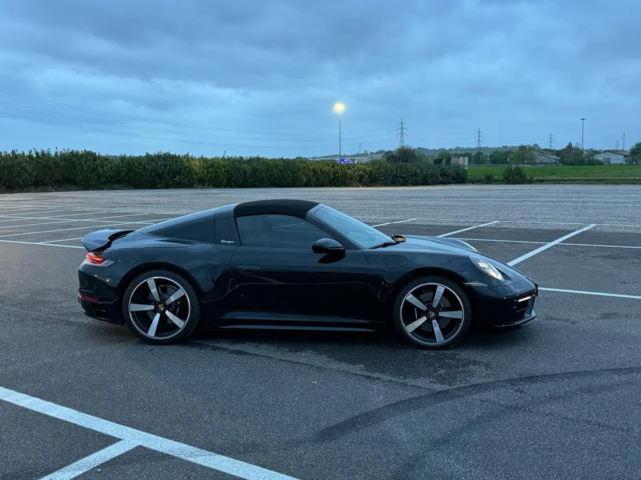 Porsche 911 Targa 2025, front view — Cannes Lux Car Rental, Cannes. Porsche 911 Targa in Cannes Porsche 911 Targa rental in Cannes secures a 2025 convertible…