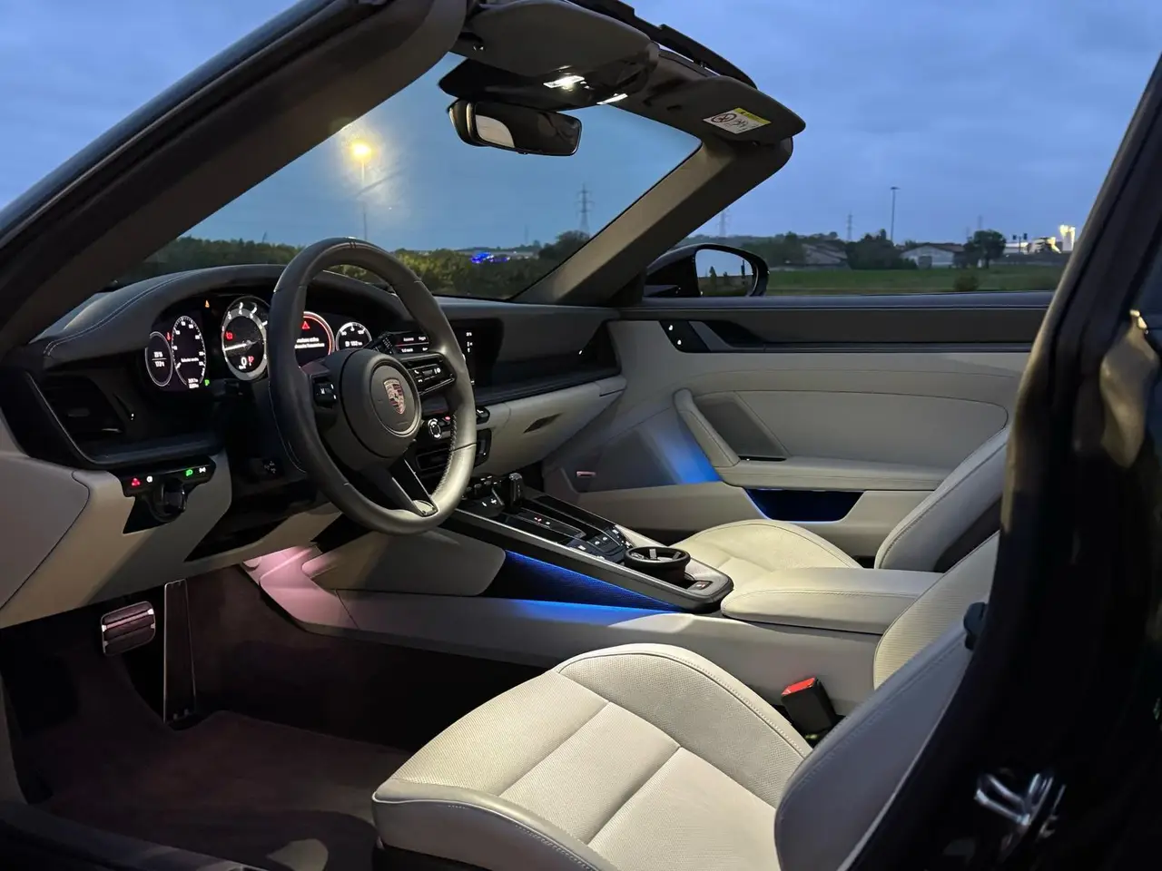 Porsche 911 Targa 2025, rear view — Cannes Lux Car Rental, Cannes. Porsche 911 Targa in Cannes Porsche 911 Targa rental in Cannes secures a 2025 convertible…