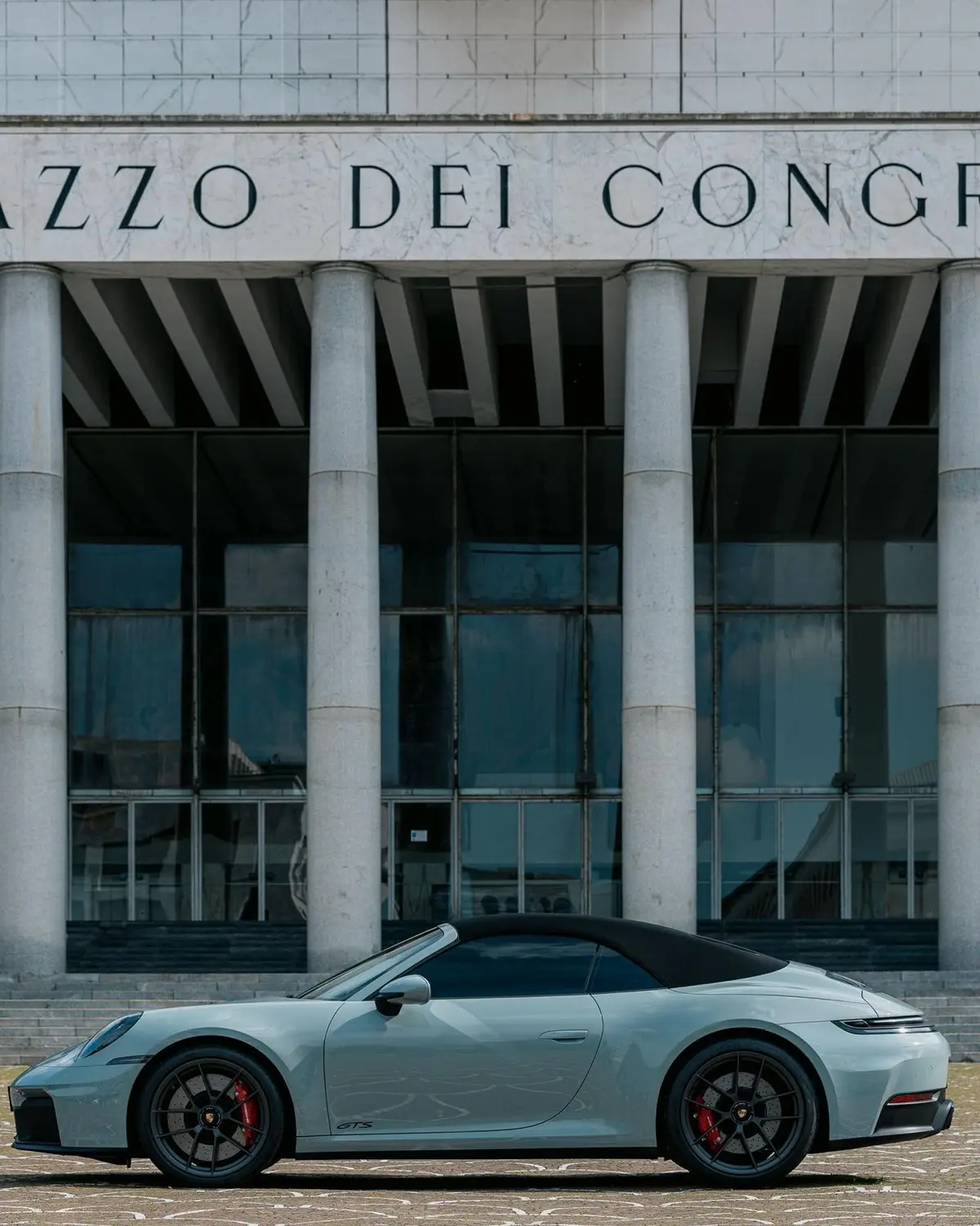 Porsche Carrera Spyder 992,2 GTS 2025, front view — Cannes Lux Car Rental, Cannes. Porsche Carrera Spyder 992,2 GTS in Cannes Porsche Carrera Spyder 992,2 GTS rental in…