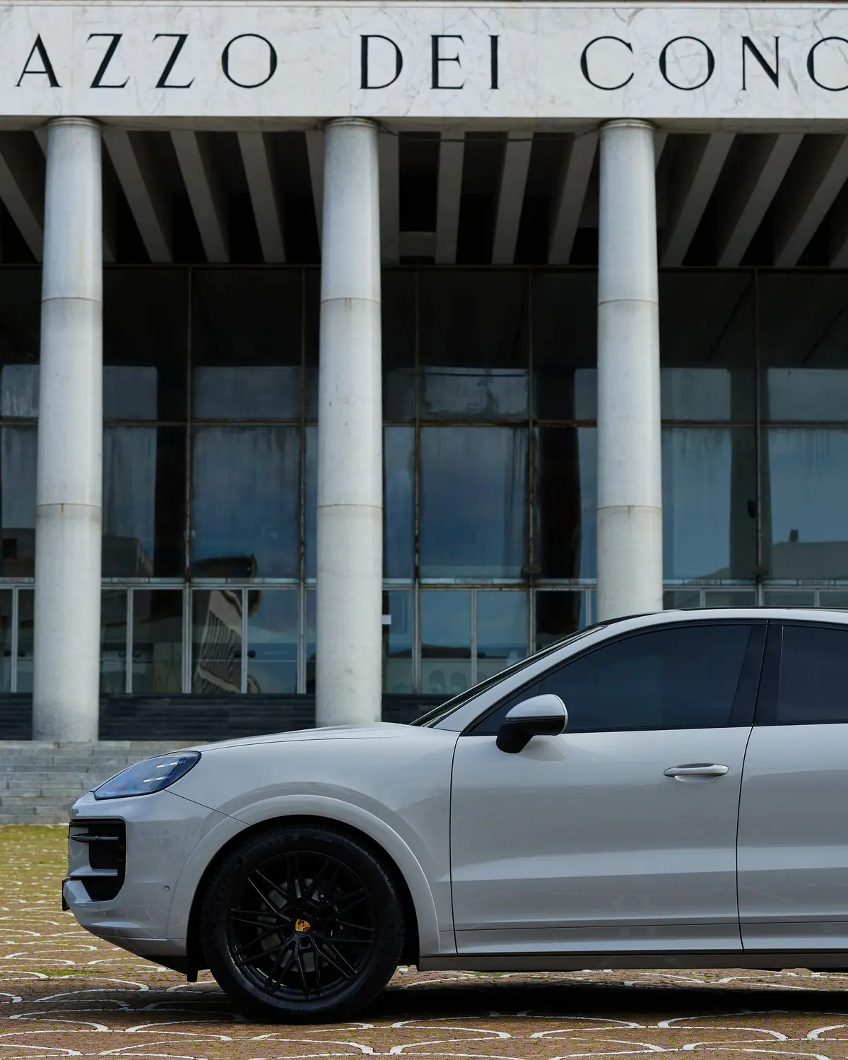 Porsche Cayenne 2025, front view — Cannes Lux Car Rental, Cannes. Porsche Cayenne in Cannes Porsche Cayenne rental in Cannes provides access to a 2025 SUV…