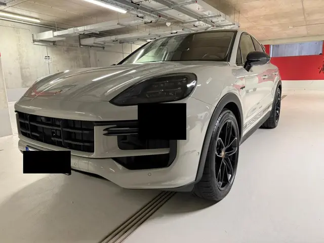 Porsche Cayenne Turbo E-Hybrid Coupé GT 2026 — Cannes Lux Car Rental, Cannes