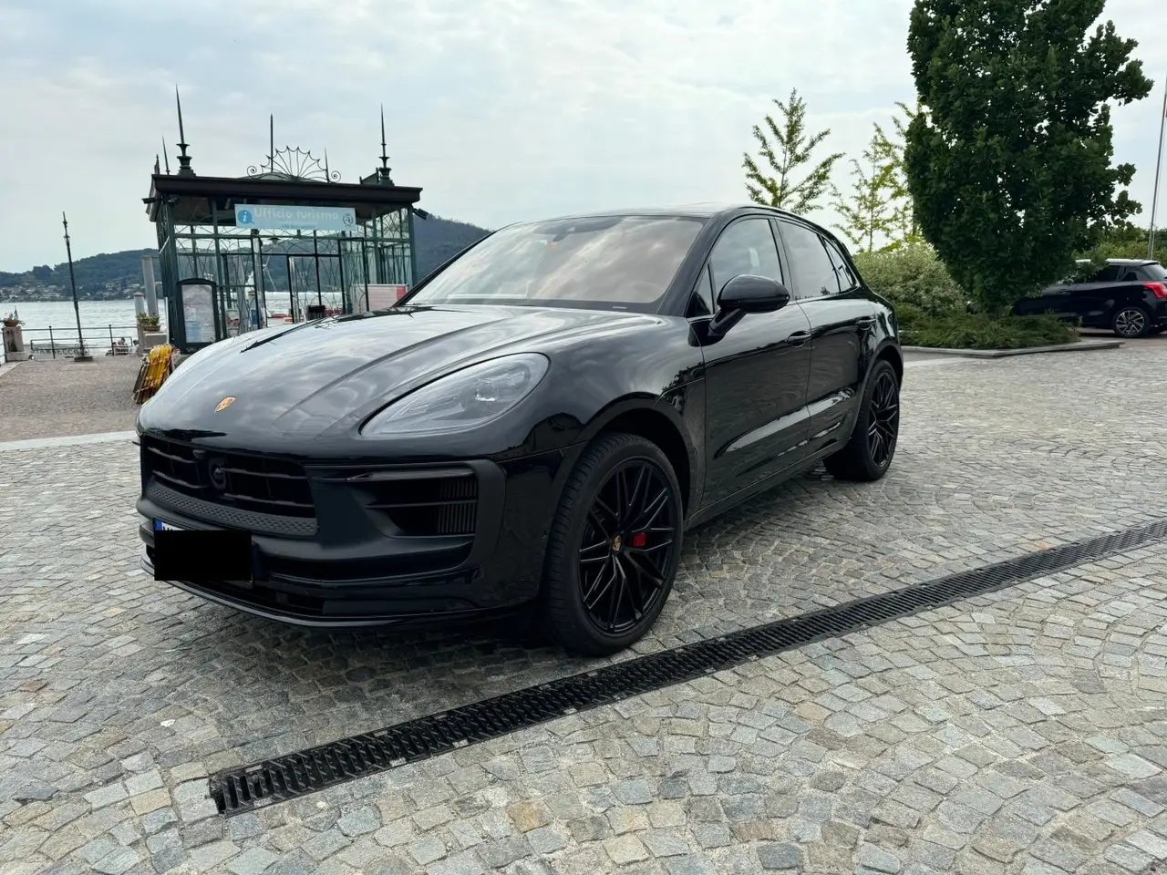 Porsche Macan GTS 2024, rear view — Cannes Lux Car Rental, Cannes. Porsche Macan GTS in Cannes Porsche Macan GTS rental in Cannes provides access to a 2024…