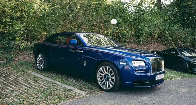 Rolls-Royce Dawn 2022 — Cannes Lux Car Rental, Cannes